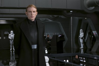Star Wars: The Last Jedi - 22 νέες φωτογραφίες star-wars-the-last-jedi-13
