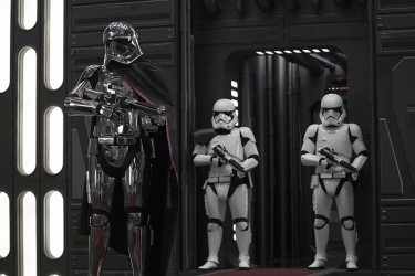 Star Wars: The Last Jedi - 22 νέες φωτογραφίες star-wars-the-last-jedi-21