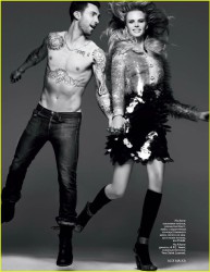 O Adam Levine & η Anne V γυμνοί στο ρώσικο Vogue | Photo 01
