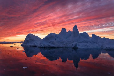 Η φωτογραφία της εβδομάδας #1: Οι πύργοι της Αρκτικής νύχτας