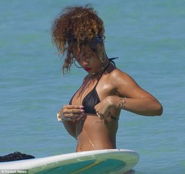 Η Rihanna στην Hawaii