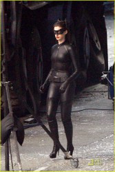 The Dark Knight Rises Backstage Photo: Anne Hathaway/Cat Woman