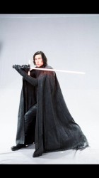 Νέα προωθητικές εικόνες από το Star Wars: The Last Jedi διέρρευσαν.